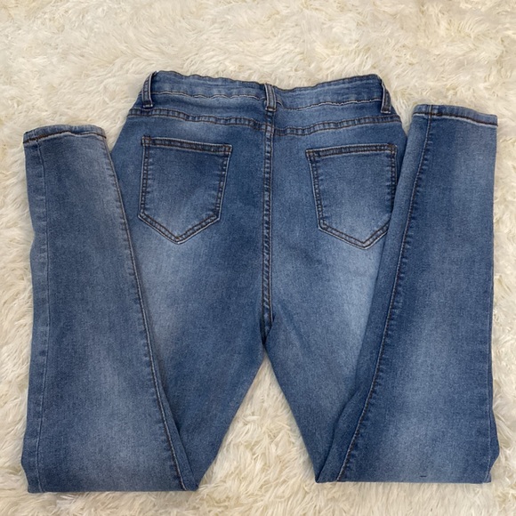 SHEIN Denim - High Waisted Jeans - size Medium - 6